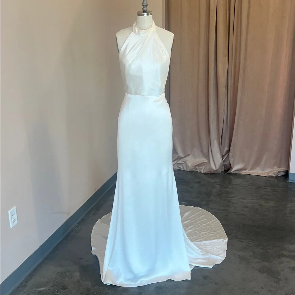 Alexandra Grecco ‘Paros’ Gown - Picture 3 of 8